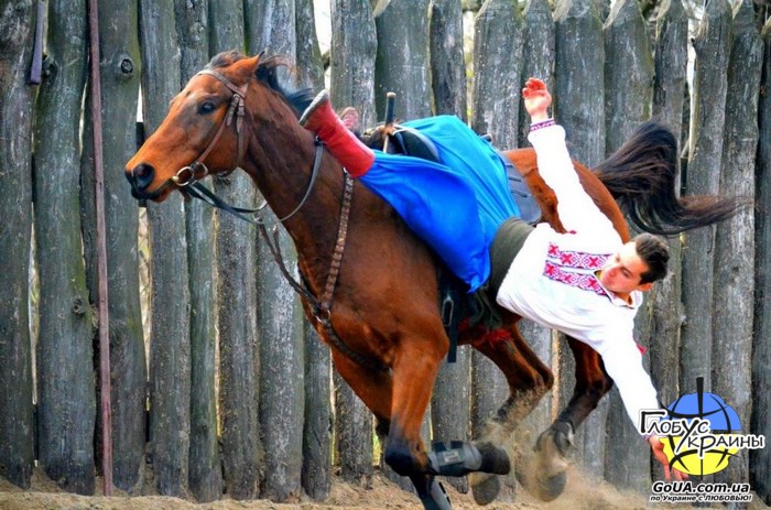конный театр хортица казаки